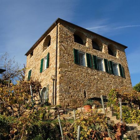 Terre Bianche Appartamenti Dolceacqua Extérieur photo