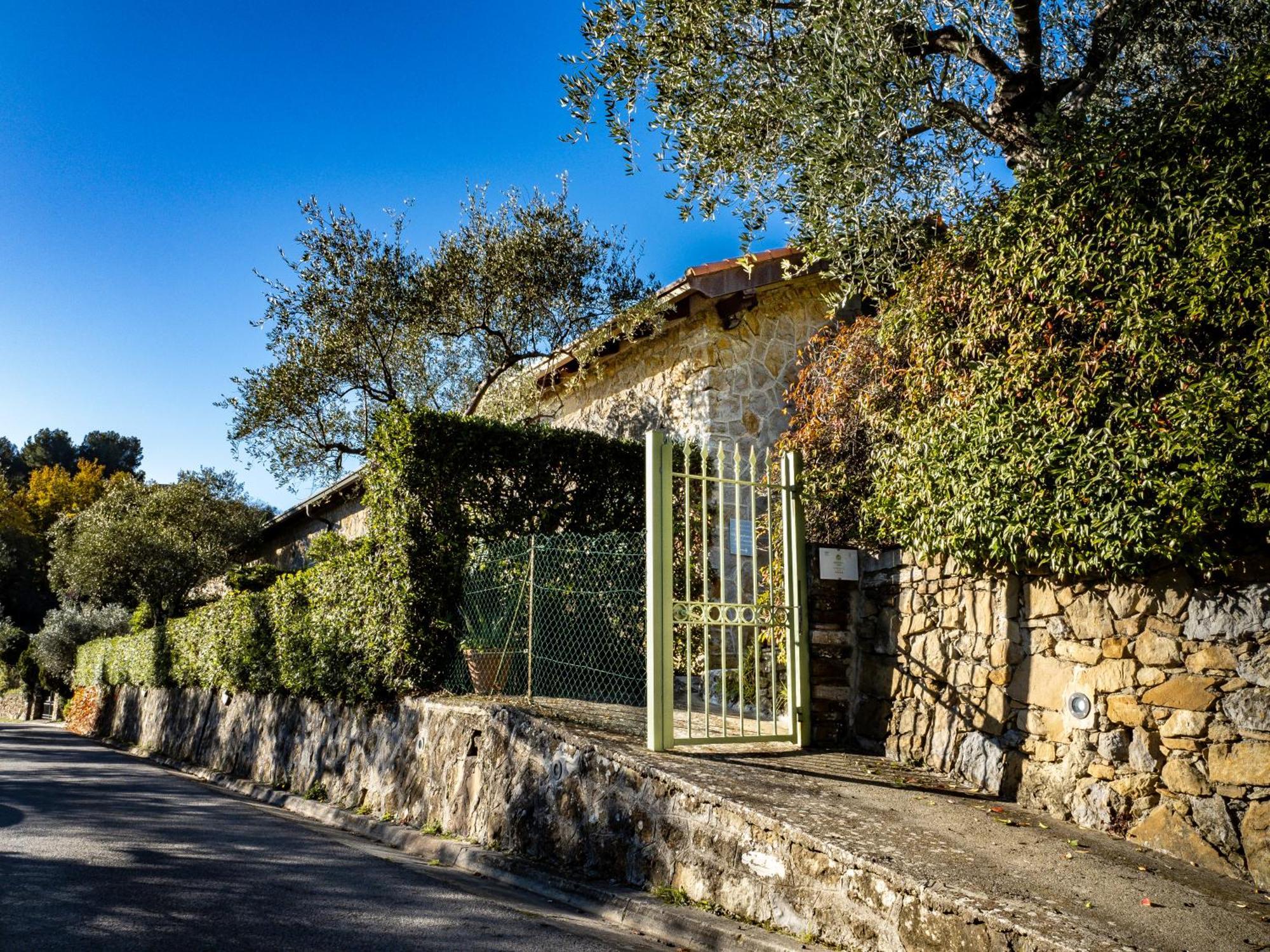 Terre Bianche Appartamenti Dolceacqua Extérieur photo