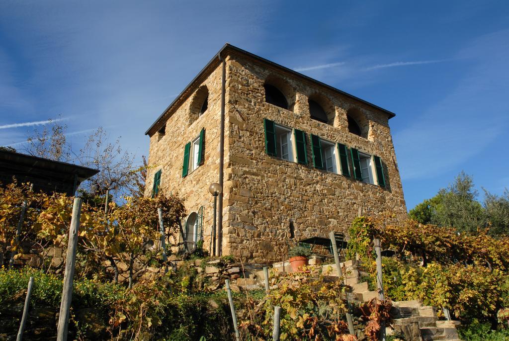 Terre Bianche Appartamenti Dolceacqua Extérieur photo