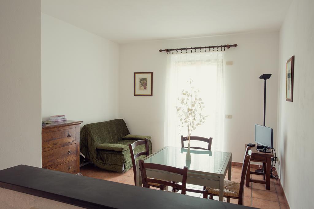 Terre Bianche Appartamenti Dolceacqua Extérieur photo
