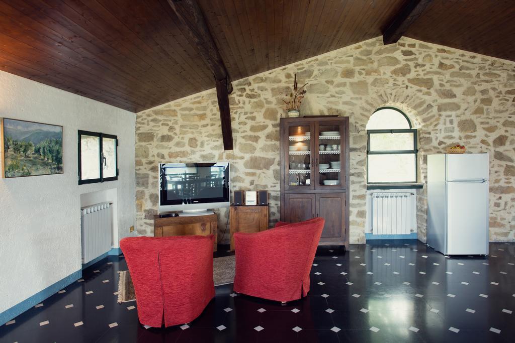 Terre Bianche Appartamenti Dolceacqua Extérieur photo
