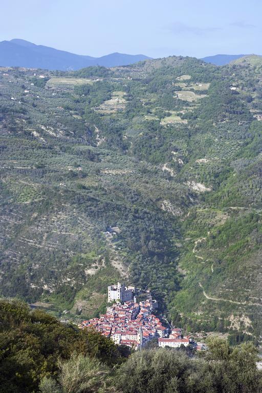 Terre Bianche Appartamenti Dolceacqua Extérieur photo