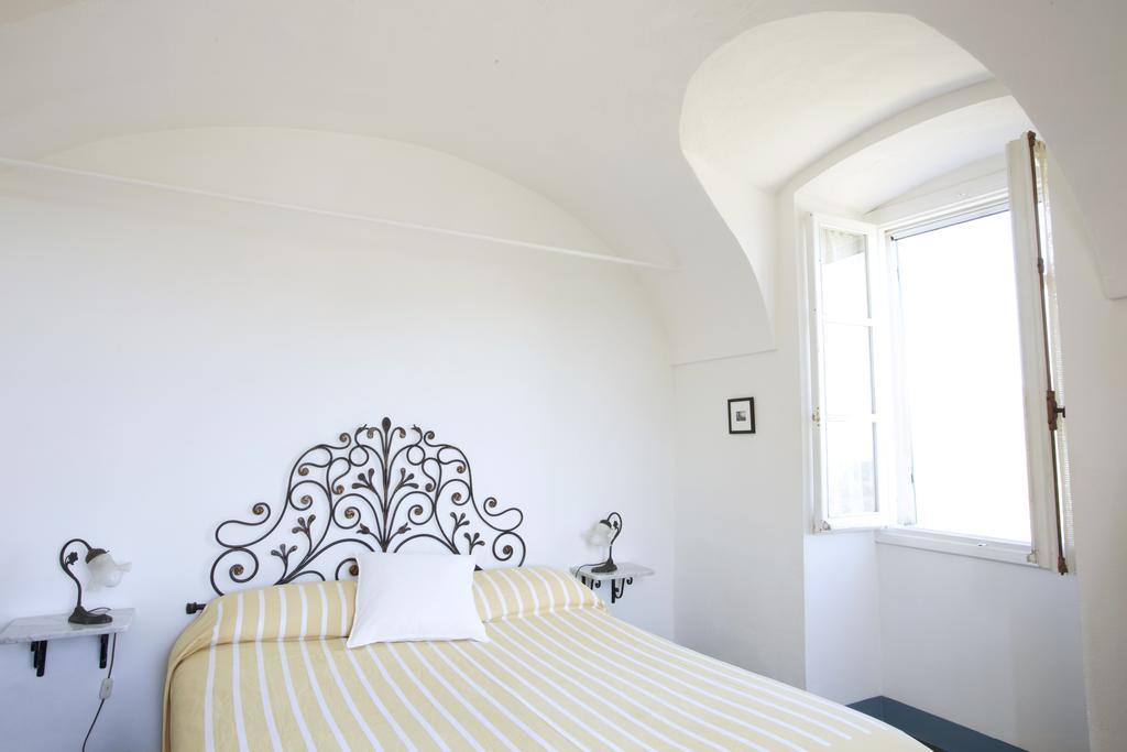Terre Bianche Appartamenti Dolceacqua Extérieur photo